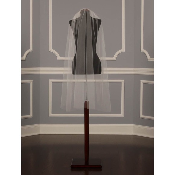 Ivory Fingertip Bridal Veil Cut Edge Your Dream Dress S13BVL main image 4